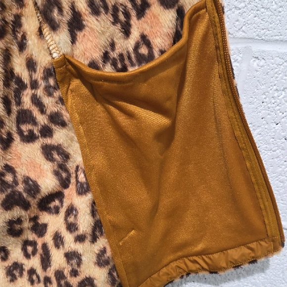 The North Face Women's Animal Print Teddy Jacket - Picture 2 of 3